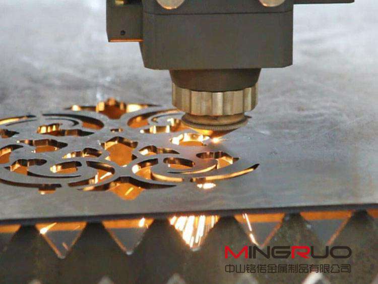 钣金加工中的激光切割到底是什么原理?-博鱼平台-博鱼(中国)一站式服务平台 钣金加工中的激光切割到底是什么原理?-博鱼平台-博鱼(中国)一站式服务平台